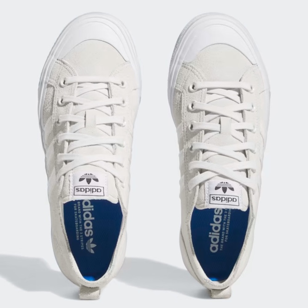 - Adidas Men’s  White Nizza  shoes